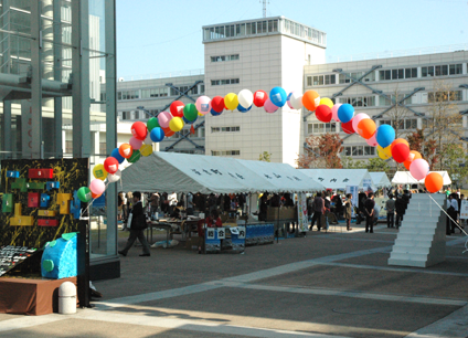 キャンパスシーン 大学祭